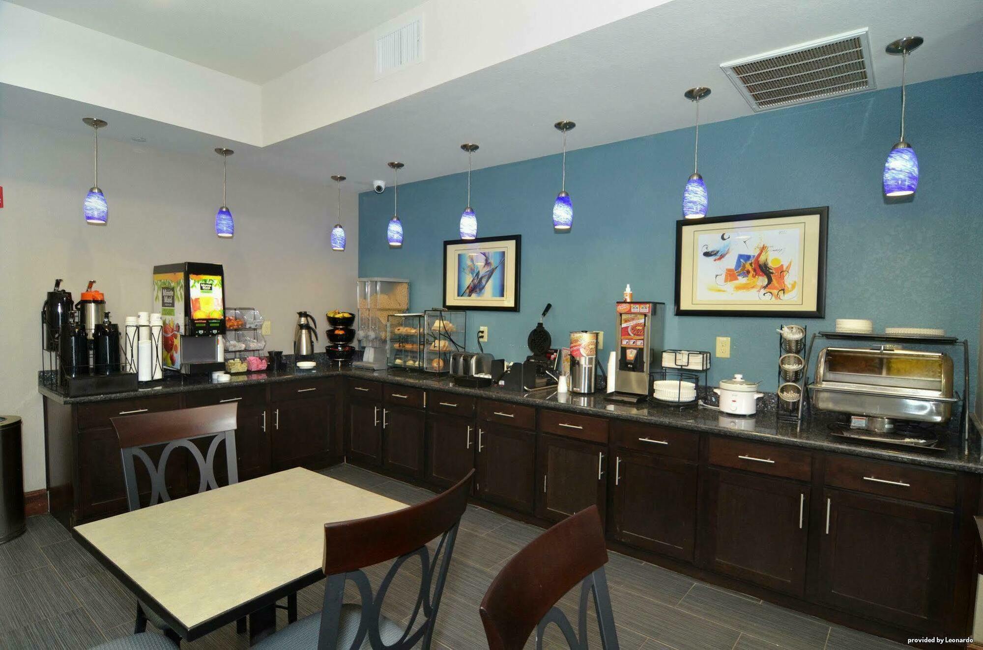 Western Hotel 4*